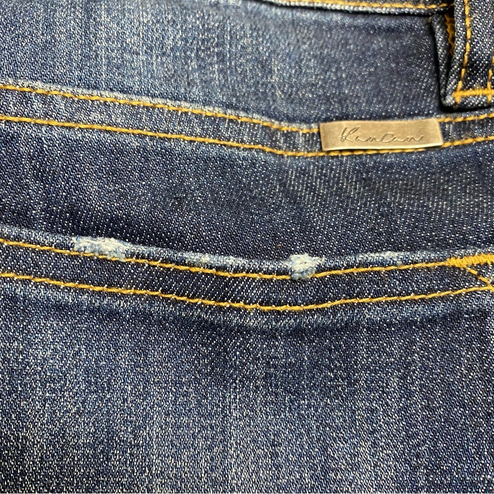 Kancan Womens Size 5/26” Flare Leg Mid Rise Dark Wash Cotton Blend Denim Jeans - Picture 13 of 16